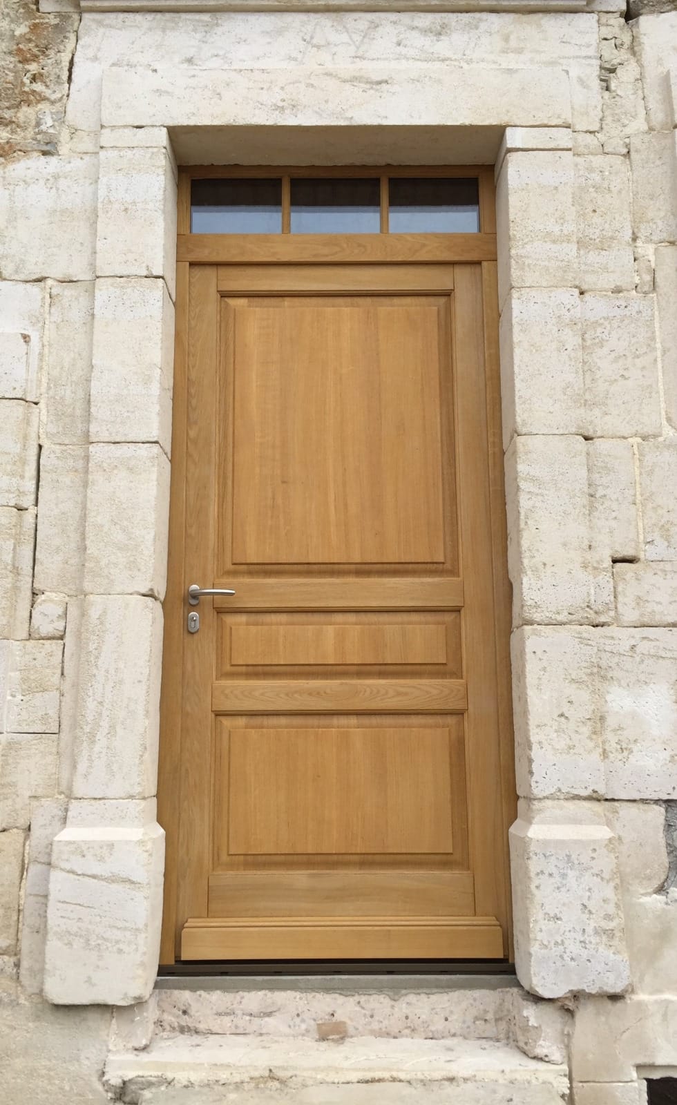 Porte d'entrée bois massif cintrée ancienne