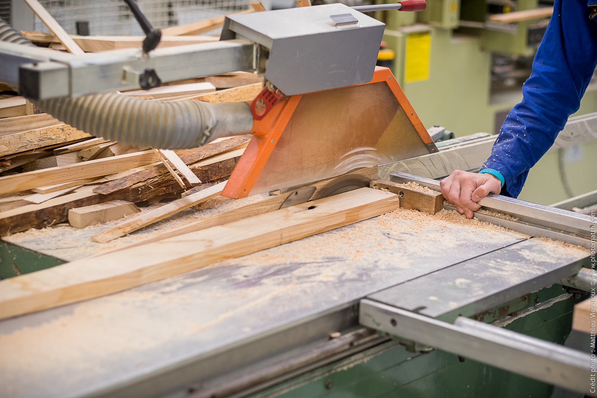 Atelier de menuiserie bois massif RAYER