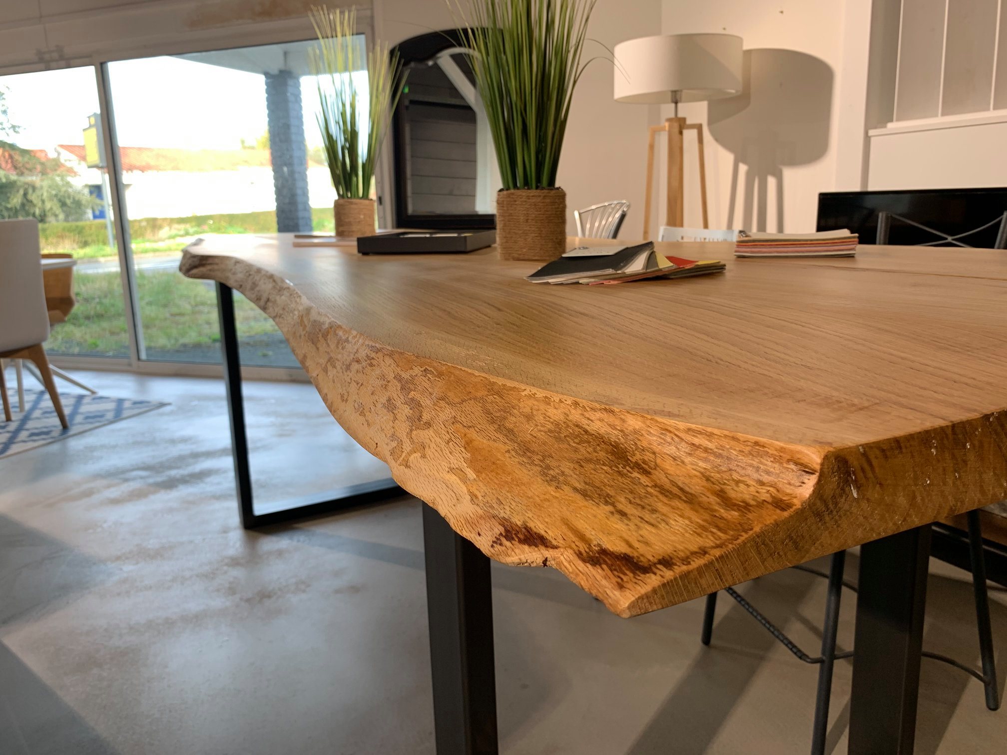Table chêne massif live edge plateau brut
